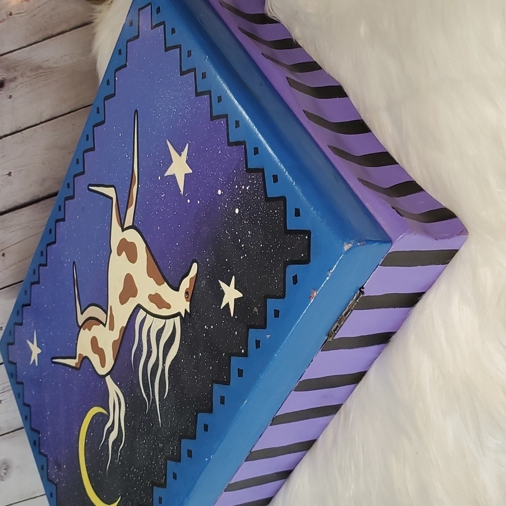 Y2K Handpainted Horse Stars & Moon Galaxy Purple Large Felt Lined Wooden Box - Picture 15 of 17